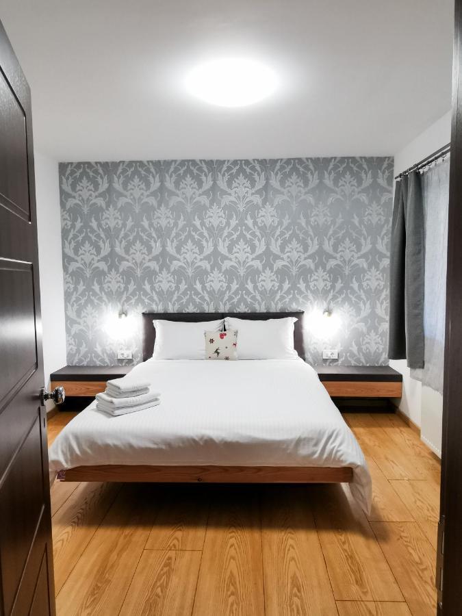 Cedar Crest Aparthotel Rîşnov Eksteriør bilde